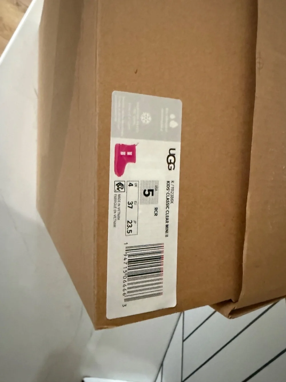 Ugg Boots- Size 5- NEW